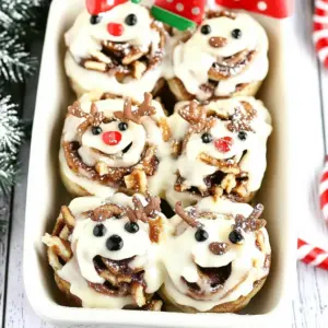 Reindeer Cinnamon Rolls