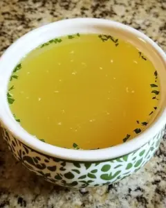 Easy Chicken Stock