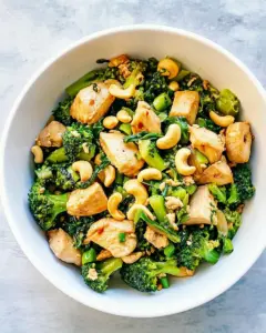 Garlic Chicken and Broccoli Cashew Stir Fry